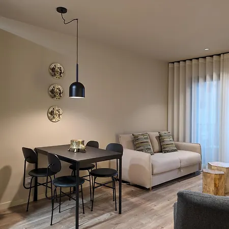 Bonjardim By Nove *