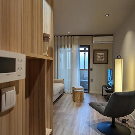 Bonjardim By Nove Apartament *